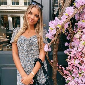 ASTR Floral ruched dress